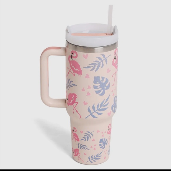 Flamingo 40oz tumbler with handle 🦩🩷 - Picture 2 of 3